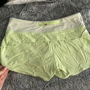 Pastel Green 2.5 inch speed up Lululemon shorts